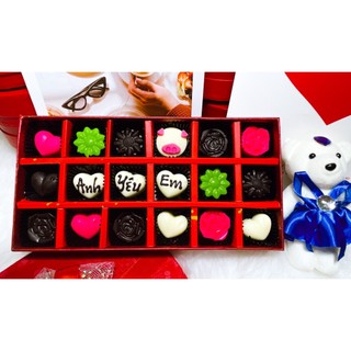 Socola Valentine hộp hình chữ nhật 18 ngăn valentine 14/2