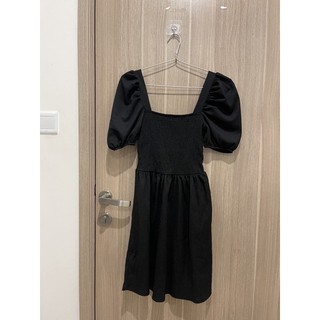 Thanh lý váy hm chun ngực mới 100%
