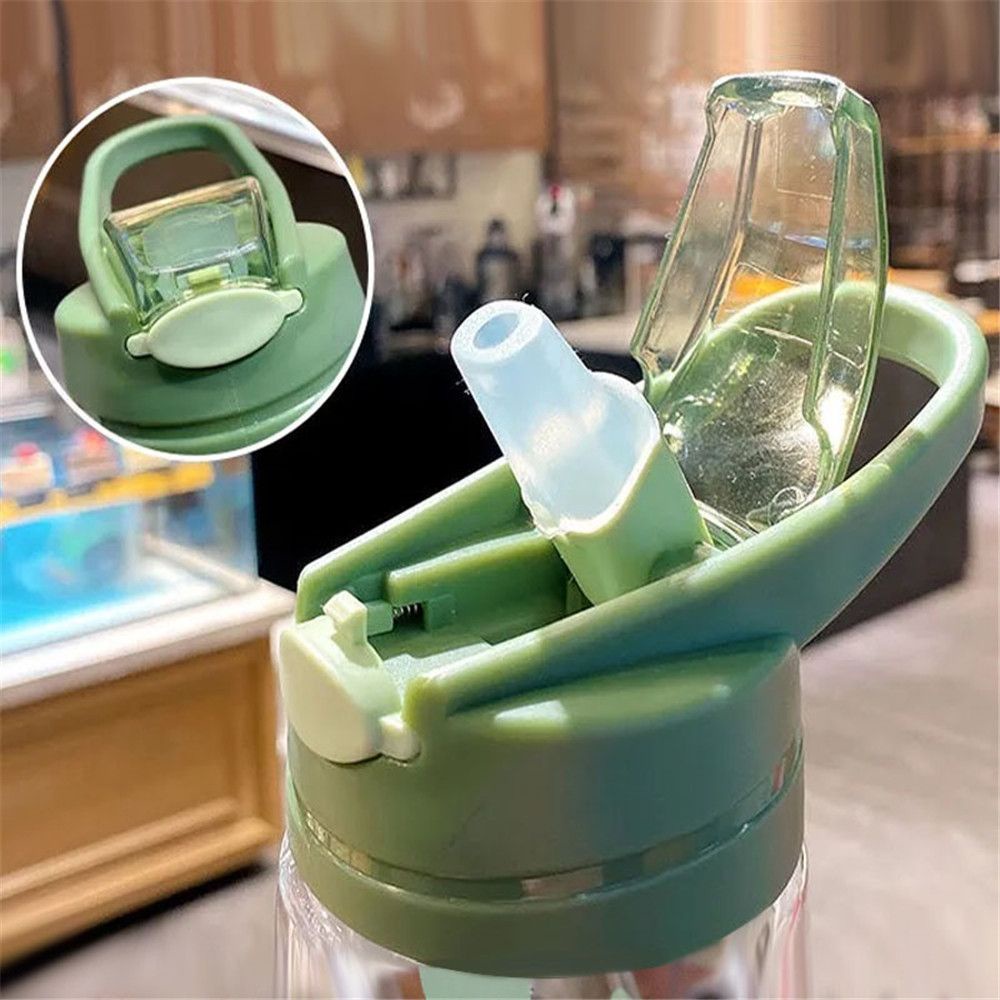 Bình Nước 550ML Hình Vuông Bằng Nhựa Có Nắp Không Vỡ Phong Cách Thể Thao