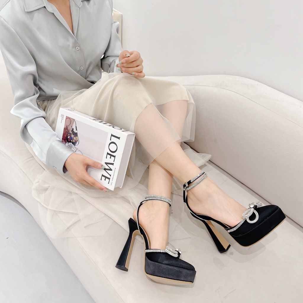 Sandal Cao Gót Thiết Kế Mới Đính Đá Cao Cấp Thời Trang Mùa Xuân Dành Cho Nữ