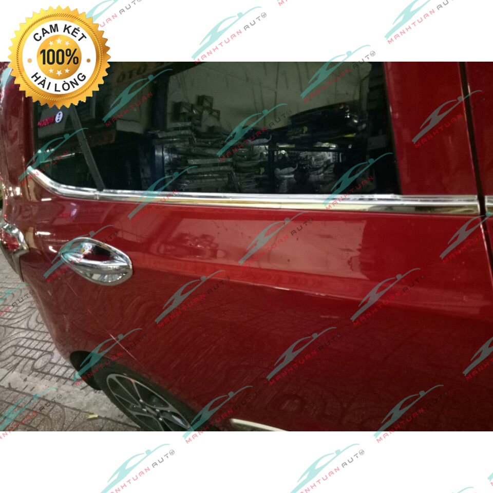 Nẹp chân kính inox theo xe Grand i10 2014 - 2020 bản hatchback và sedan hàng inox cao cấp