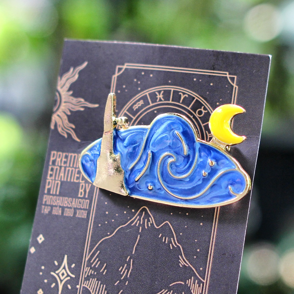 GHIM CÀI PIN CÀI ÁO THỜI TRANG bức tranh Đêm Đầy Sao Stary Night Vangoh PINSHUB