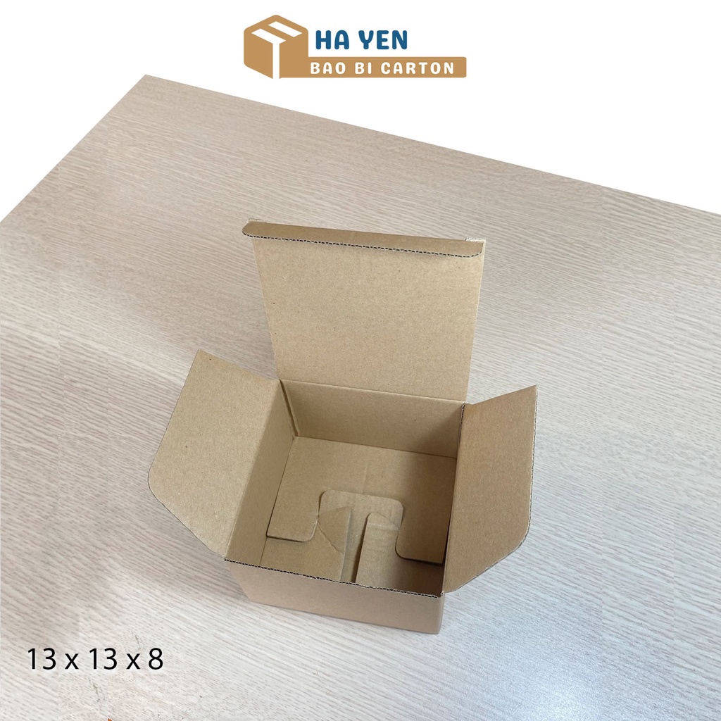 13x13x8cm - Hộp carton đóng hàng nắp gài đáy khoá 13 x 13 x  8 cm