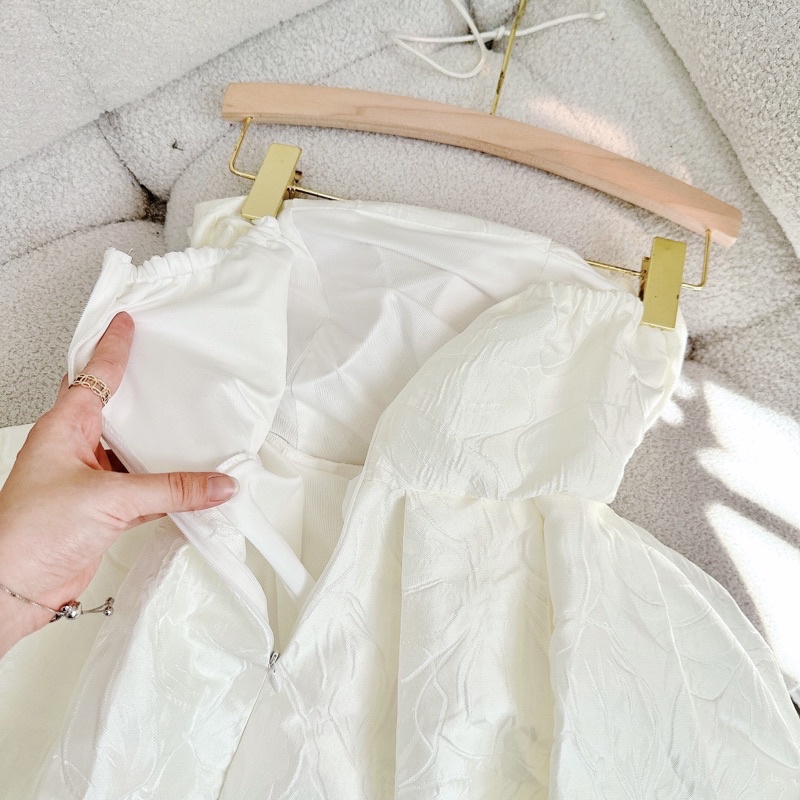 ĐẦM ỐNG GẤM HOA NỔI XOÈ🍂