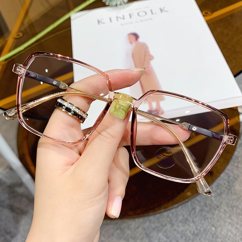 Kính Mát TR90 Chống Tia Bức Xạ Cho Cả Nam Và Nữ