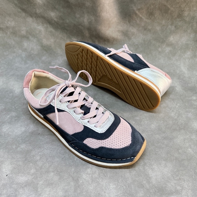 Giày clarks chính hãng size 37