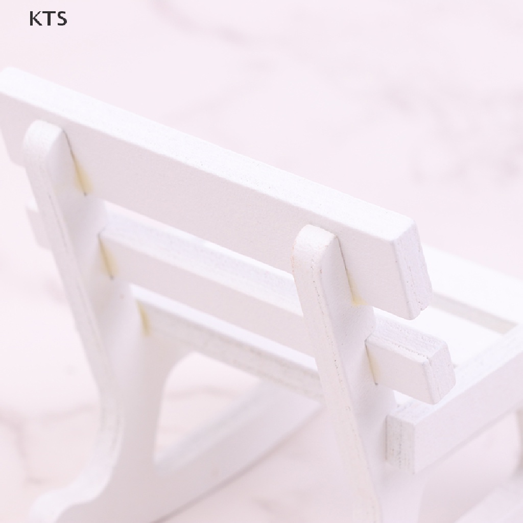 Mô Hình Ghế Bập Bênh Mini Trang Trí Nhà Búp Bê