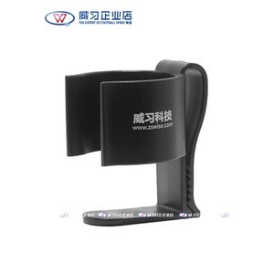Kẹp bình xịt đánh dấu trọng tài