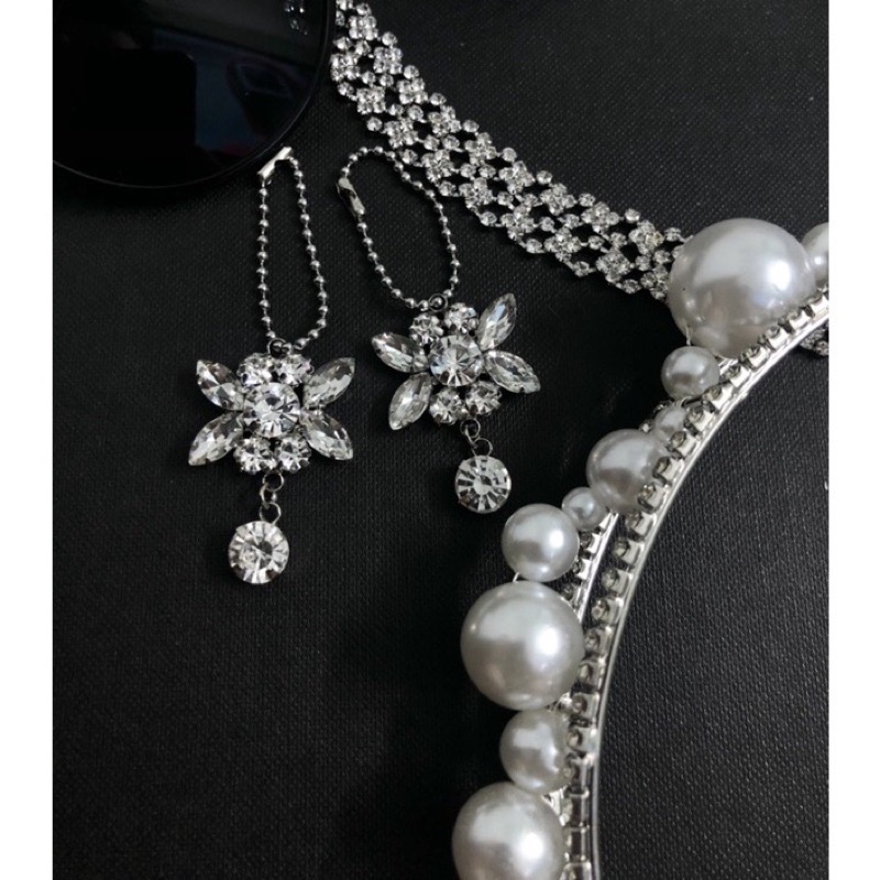 Charm Cài Túi Hoa Đá Cực Sang Xinh Màu Bạc 🌸