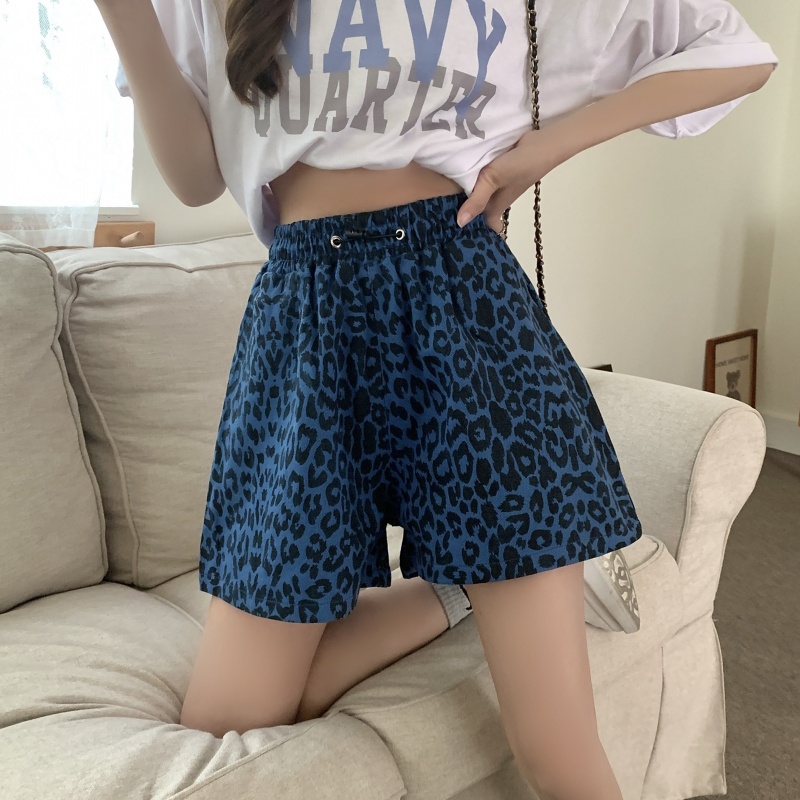 Quần Short Dáng Rộng Họa Tiết Da Báo Thiết Kế Mới Thời Trang Mùa