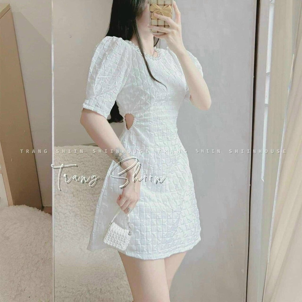 Đầm Váy Trắng Xốp Hoa Khoét Eo Cổ Đính Hạt Ngọc Tay Phồng SIêu Xinh
