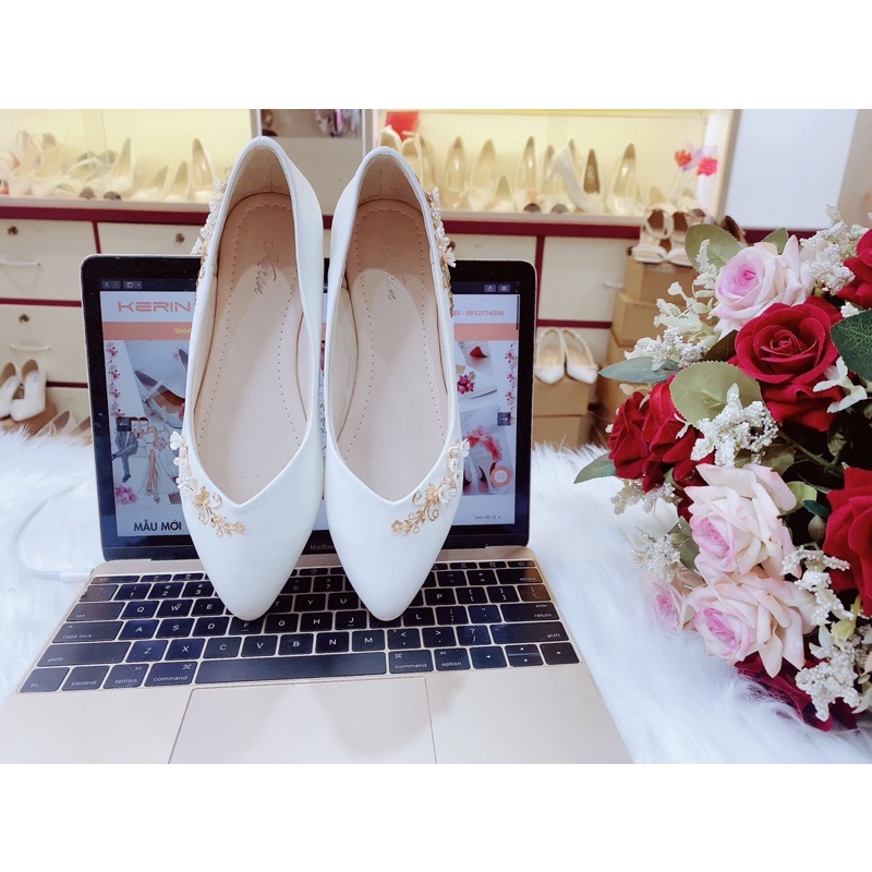 Giày búp bê kết hoa