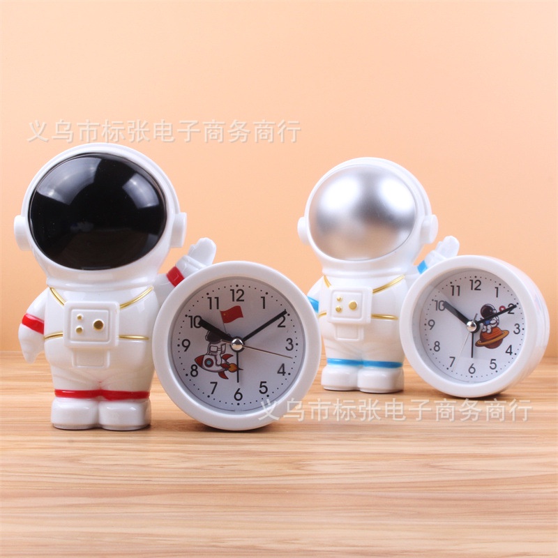 Đồng hồ báo thức để bàn phi hành gia dễ thương để bàn học, bàn làm việc AUTOMATIK