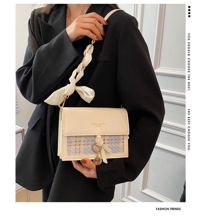 Túi Xách Đeo Vai Phối Dây Xích Phong Cách Thời Trang Xuân Hè Hàn Quốc Dành Cho Nữ FT7342