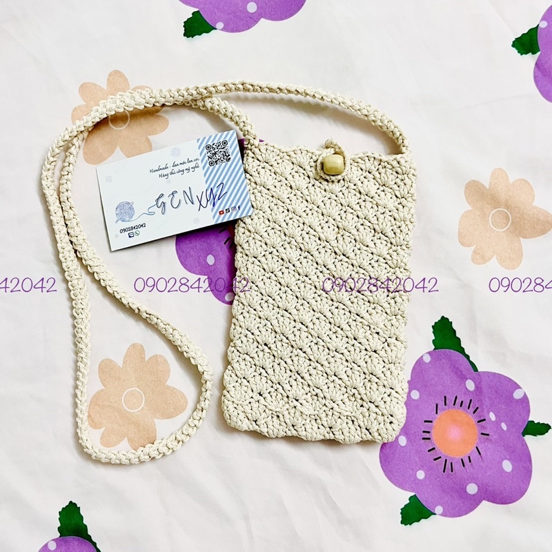 Túi điện thoại đeo chéo bằng len Handmade, túi sò bassic đựng điện thoại bằng len Gen xyz