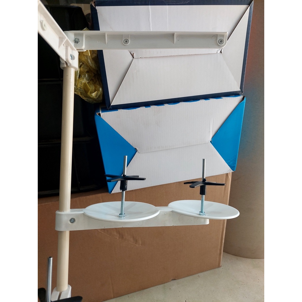 Giá đỡ chỉ máy may công nghiệp
