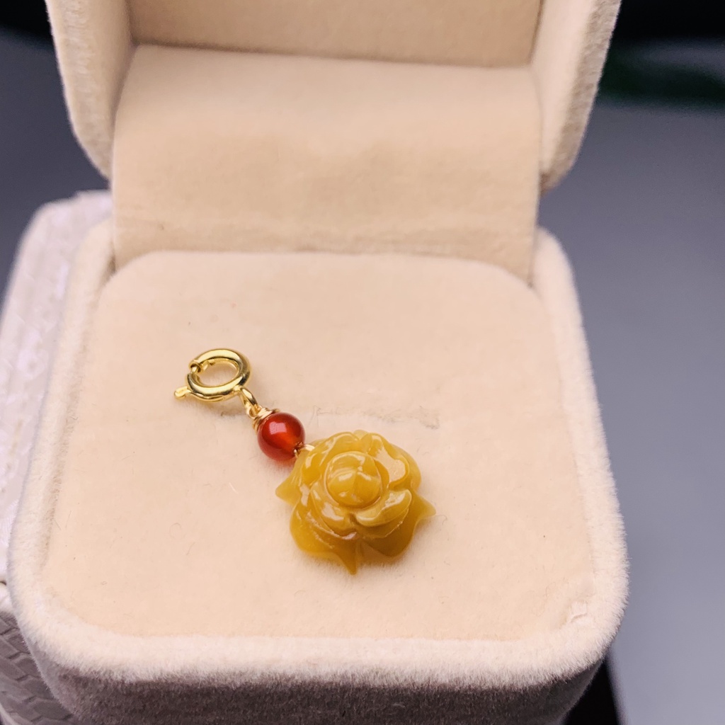 Mặt Hoa Hồng Mắt Hổ Vàng Tâm Pk