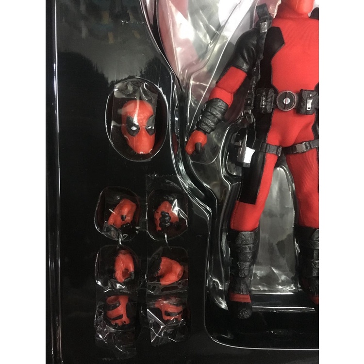 Mô Hình Nhân Vật Deadpool Mặc Đồ Thu Đông 20cm Tỉ Lệ 12