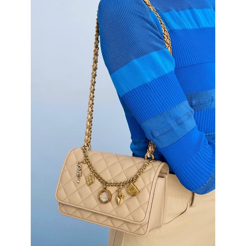 Túi Nữ CNk bản có charm hót hít mới nhất size 20 dễ dùng