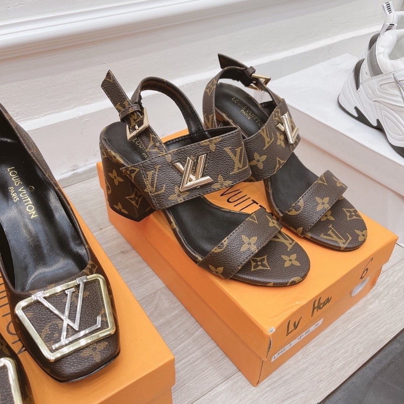 SANDAL LV HOA NÂU GÓT TRỤ