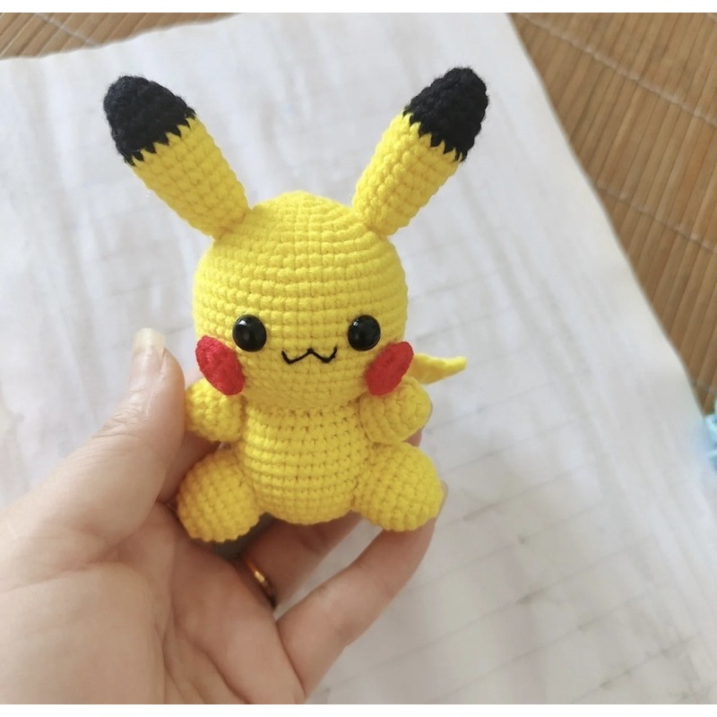 Móc Khoá Pikachu Nhồi Bông móc Bằng Len Làm Quà Tặng - Thú Bông Len Handmade Đan Móc Thủ Công Bằng Tay