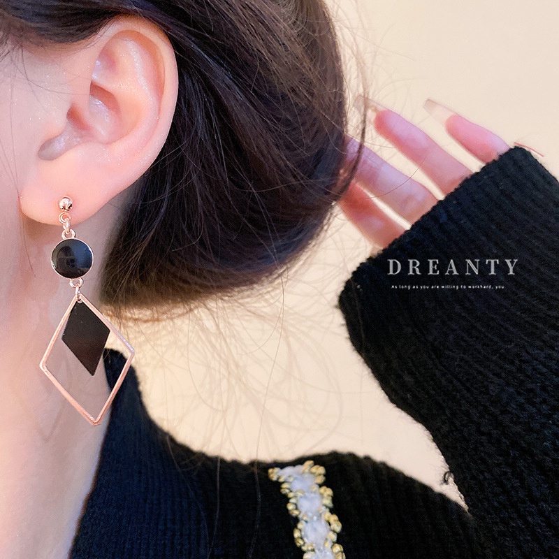 Bông Tai Kim Hình Học Rỗng Đính Kim Cương Dầu Phong Cách Âu Mỹ Thời Trang Cao Cấp Độc Đáo Dành Cho Bạn Nữ