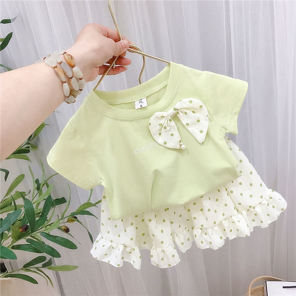 Bộ Áo Thun Ngắn Tay + Chân Váy Chấm Bi Thời Trang Cho Bé Gái