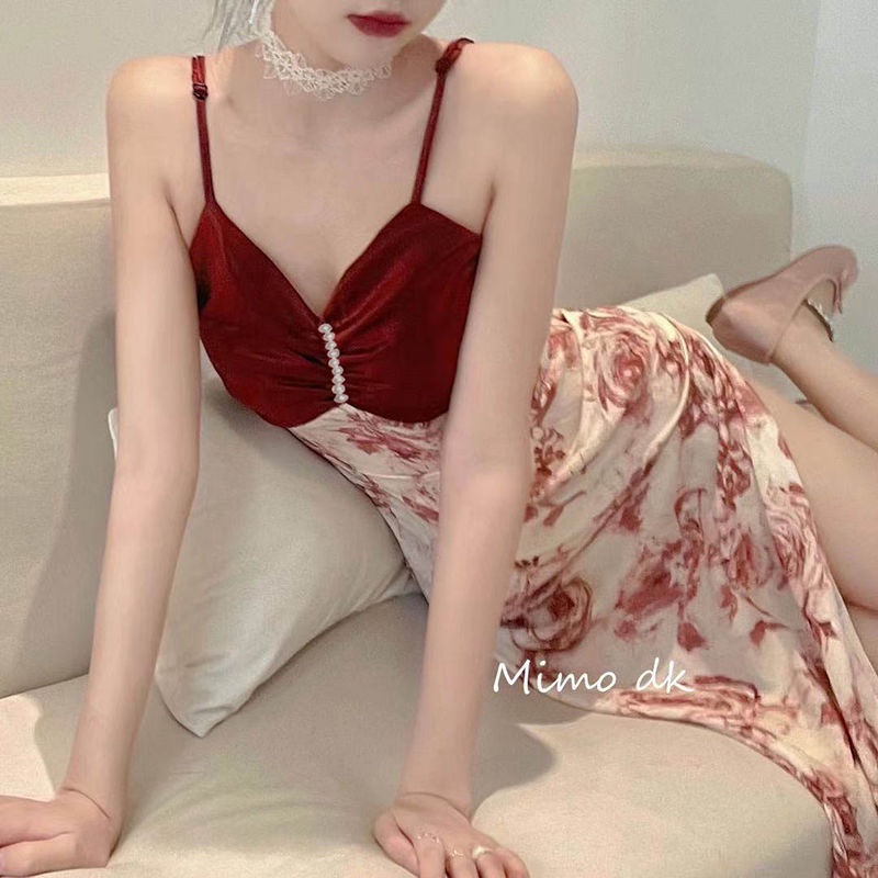 Đầm Hai Dây Họa Tiết Hoa Hồng Nghệ Thuật Cổ Điển Mẫu Mới