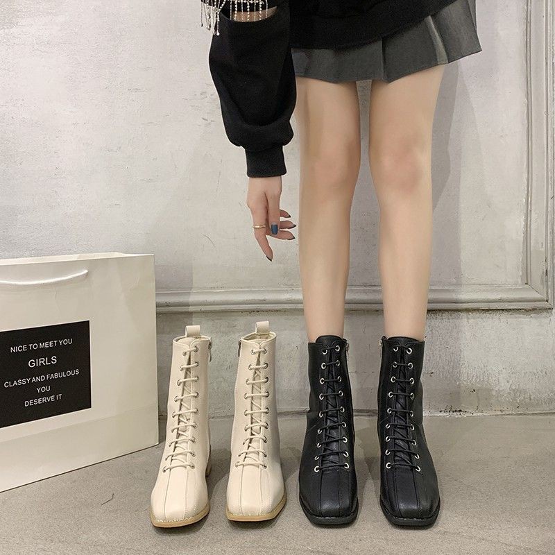 BOOTS KIỂU ANH ĐAN DÂY CỔ VỪA DA PU KÉO HÔNG MŨI BO ÔM CHÂN