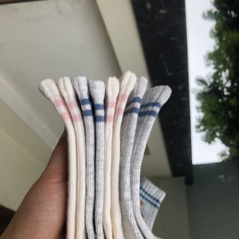 Tất trẻ em cổ cao chống chơn oldnavy cổ 2 kẻ