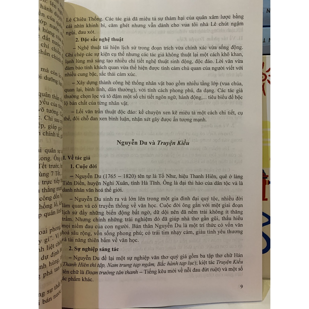 Sách Ôn tập thi vào lớp 10 môn ngữ văn