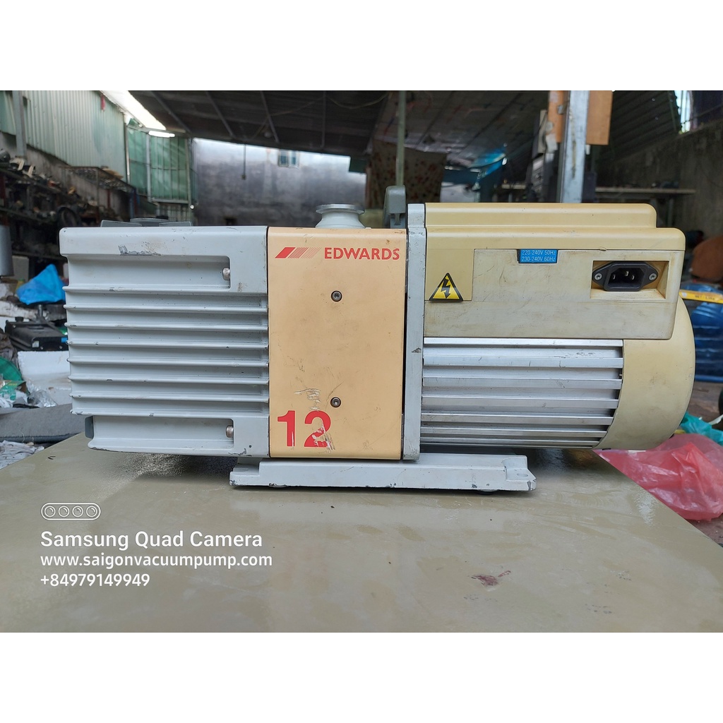 Máy bơm hút chân không EDWARDS Model : RV12