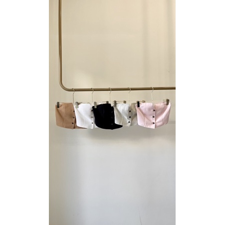 Áo cúp ngực gài nút