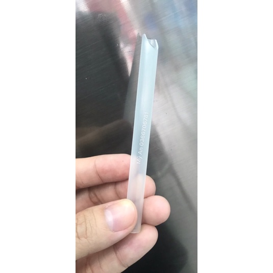 Ống hút bình Kids Tumbler và bình Lohas của Tupp