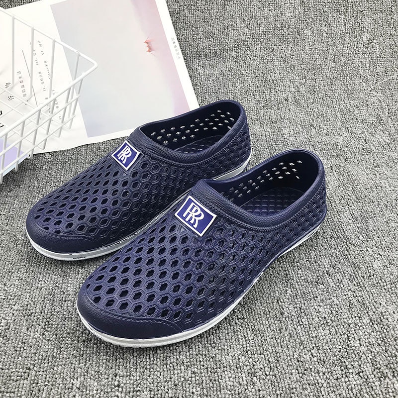 Giày Bốt Đi Mưa Bằng pvc Đục Lỗ Thoáng Khí Thời Trang Mùa Hè Cho Nam