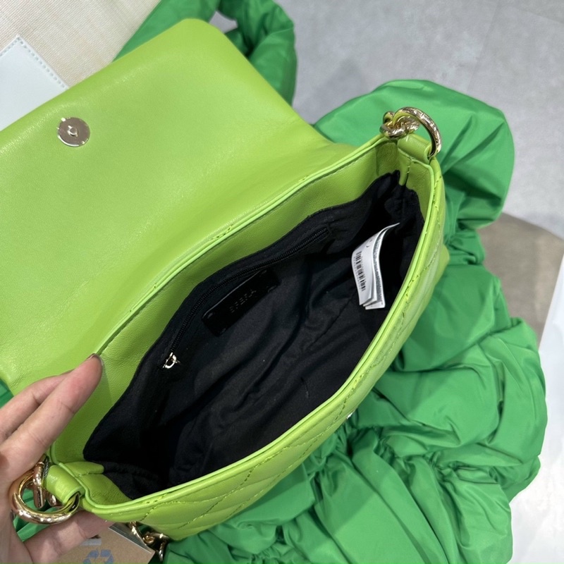 Túi xách nữ hàng xuất âu màu bơ dây xích dùng xách tay hoặc kẹp nách