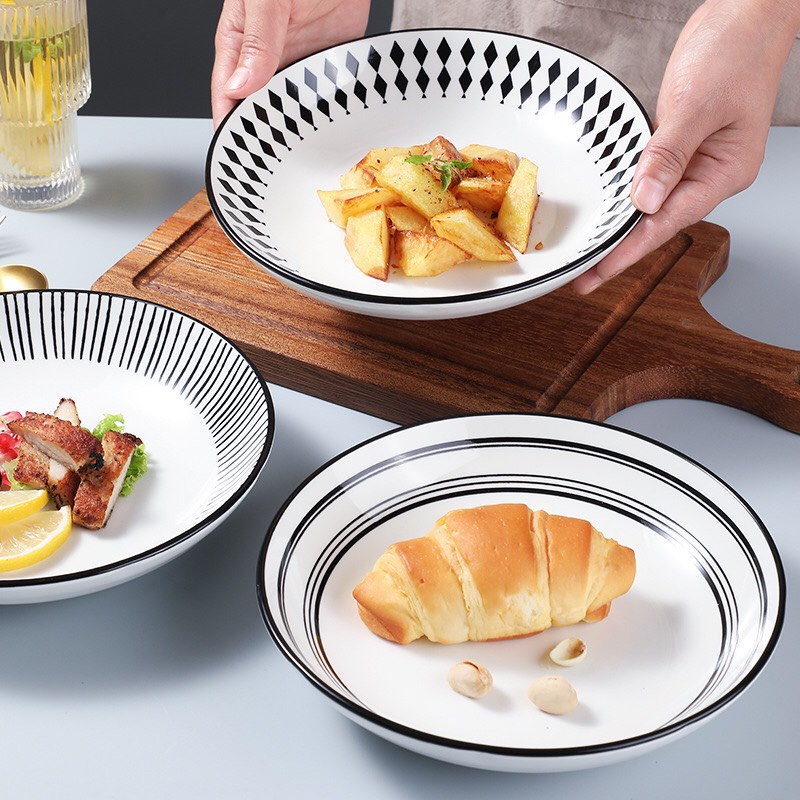 Dĩa tròn 18cm sâu lòng  họa tiết đen sang trọng nhiều mẫu- 01 cái dĩa bằng gốm sứ hoa văn đơn giản