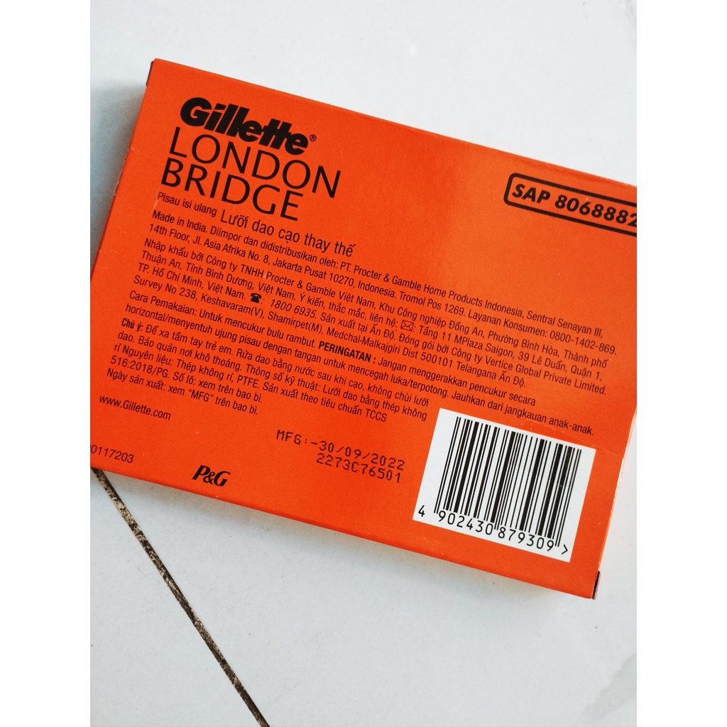 Vỉ 110 lưỡi lam Gillette London Bridge 10+1