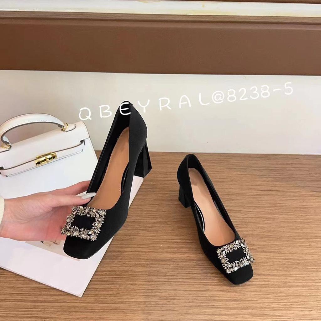 GIÀY QBEYRAL HOA ĐÁ GÓT CONG 8238-5