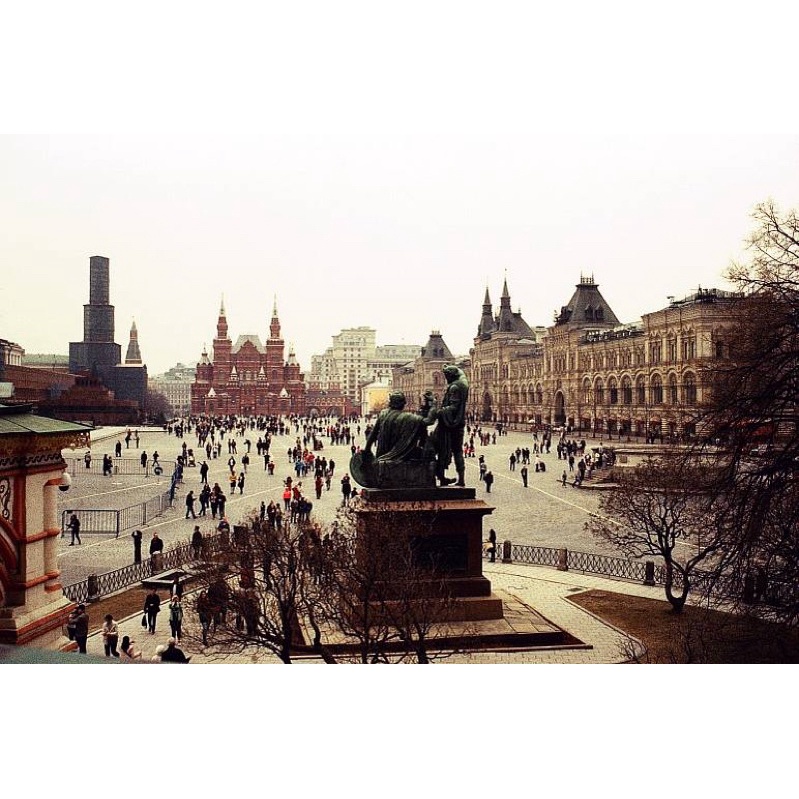 Ống kính Carl Zeiss 35/2.4 MC red