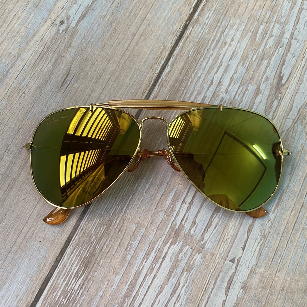 KÍNH RAYBAN ITALY HÀNG CHÍNH HÃNG ĐÃ QUA SỬ DỤNG. TRÒNG THỦY TINH CHỐNG UV. THỜI TRANG DÀNH CHO CẢ NAM VÀ NỮ