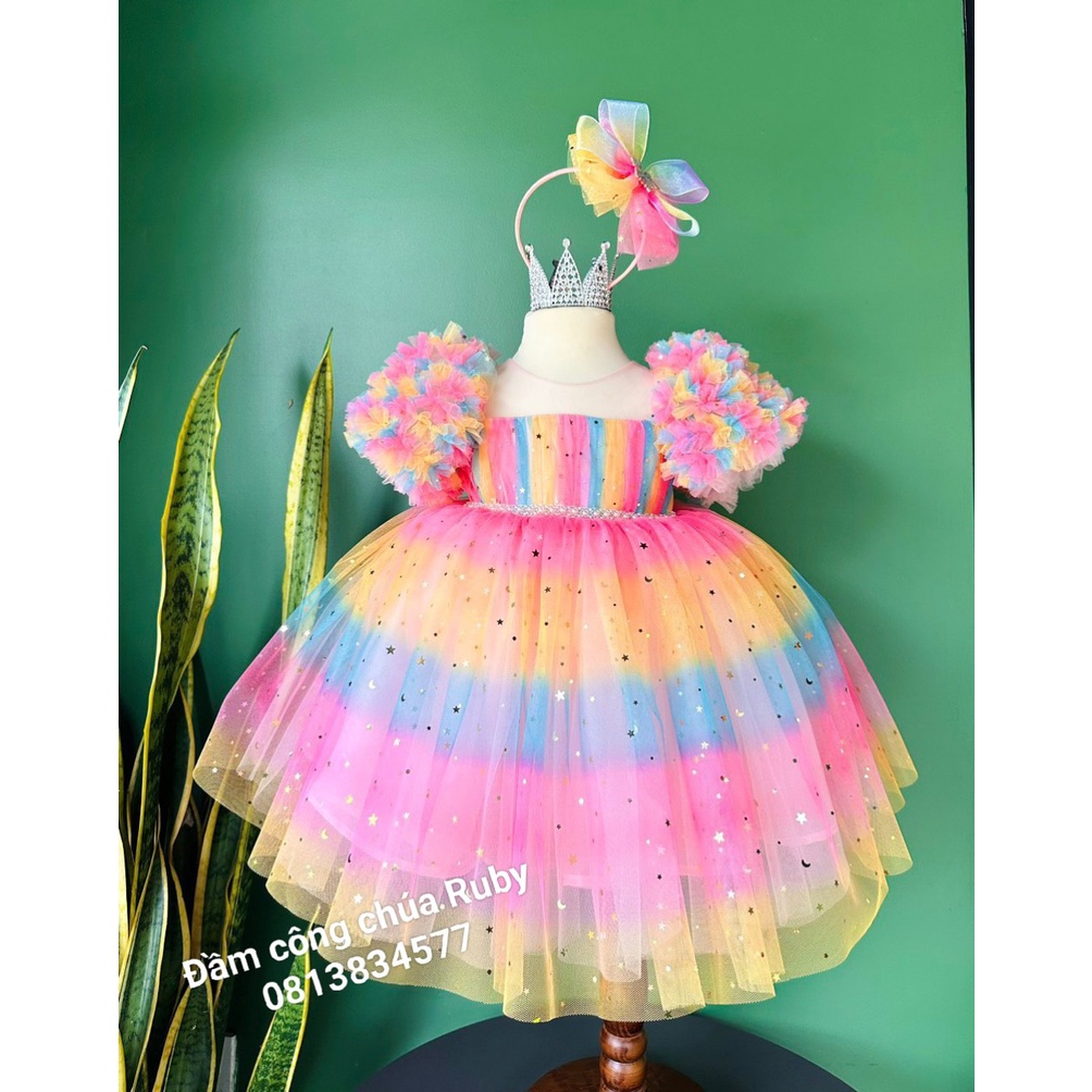 Đầm ren phồng tay xù cao cấp