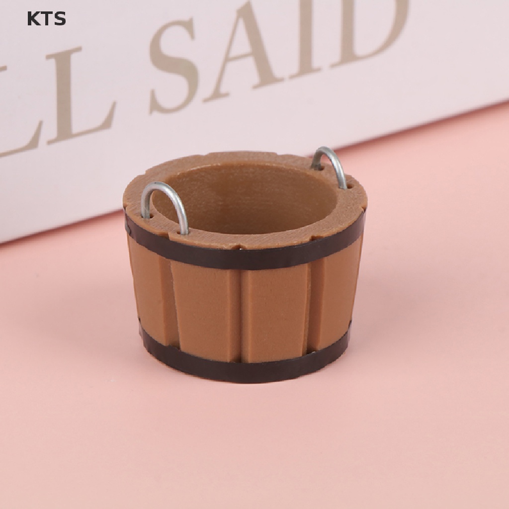 1 Xô Nhựa Mini Trang Trí Nhà Búp Bê