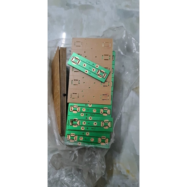combo 10 bo mạch hàn sau jack speakon ở trạm loa giá bán 50k/10 cái