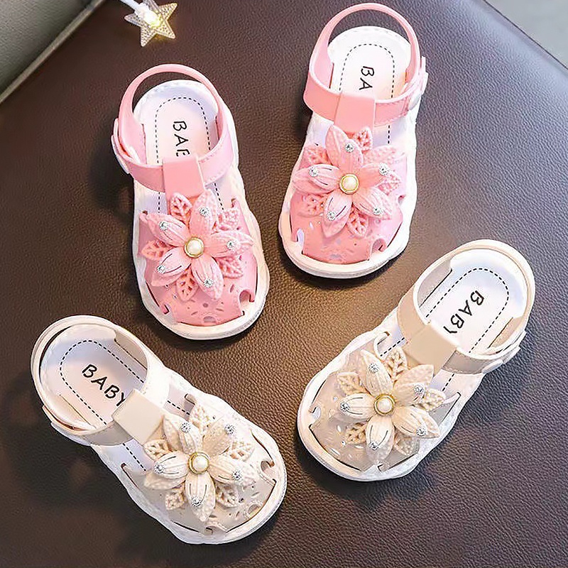 Xăng đan Đế Mềm Chống Trượt Cho Bé Gái