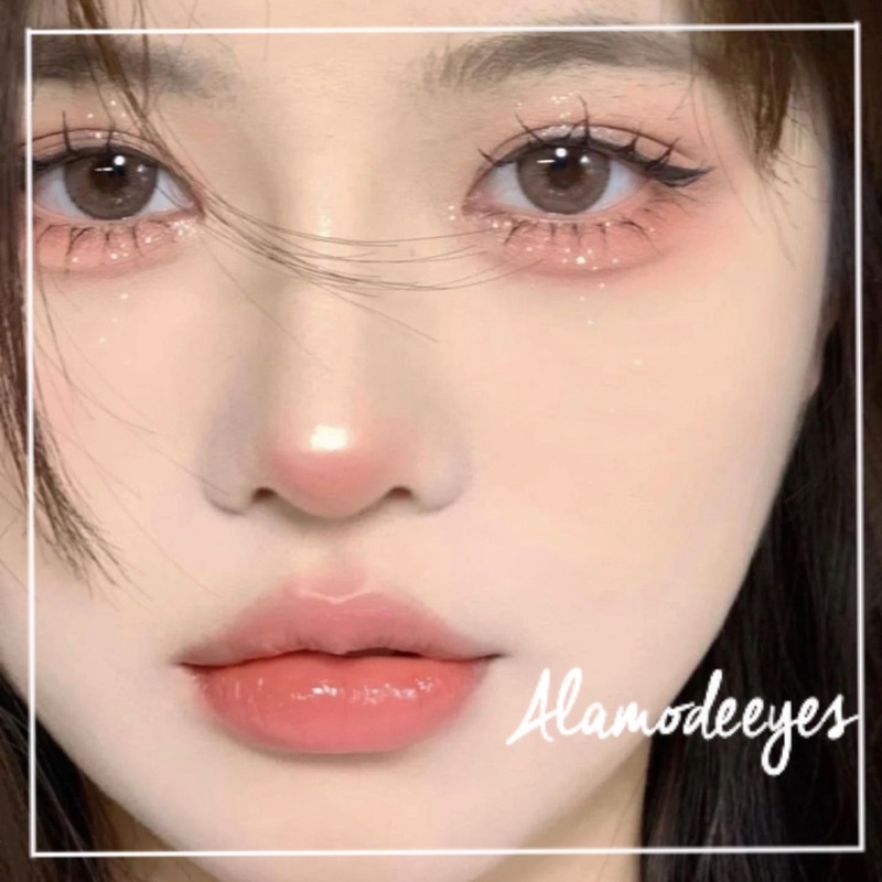 Lens nâu giãn nhẹ tiểu thư