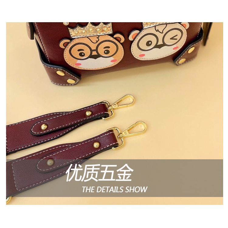 Túi Đeo Vai Boston Hình Gấu Dây Bản Rộng Chính Hãng Hàng Mới Dành Cho Bạn Nữ