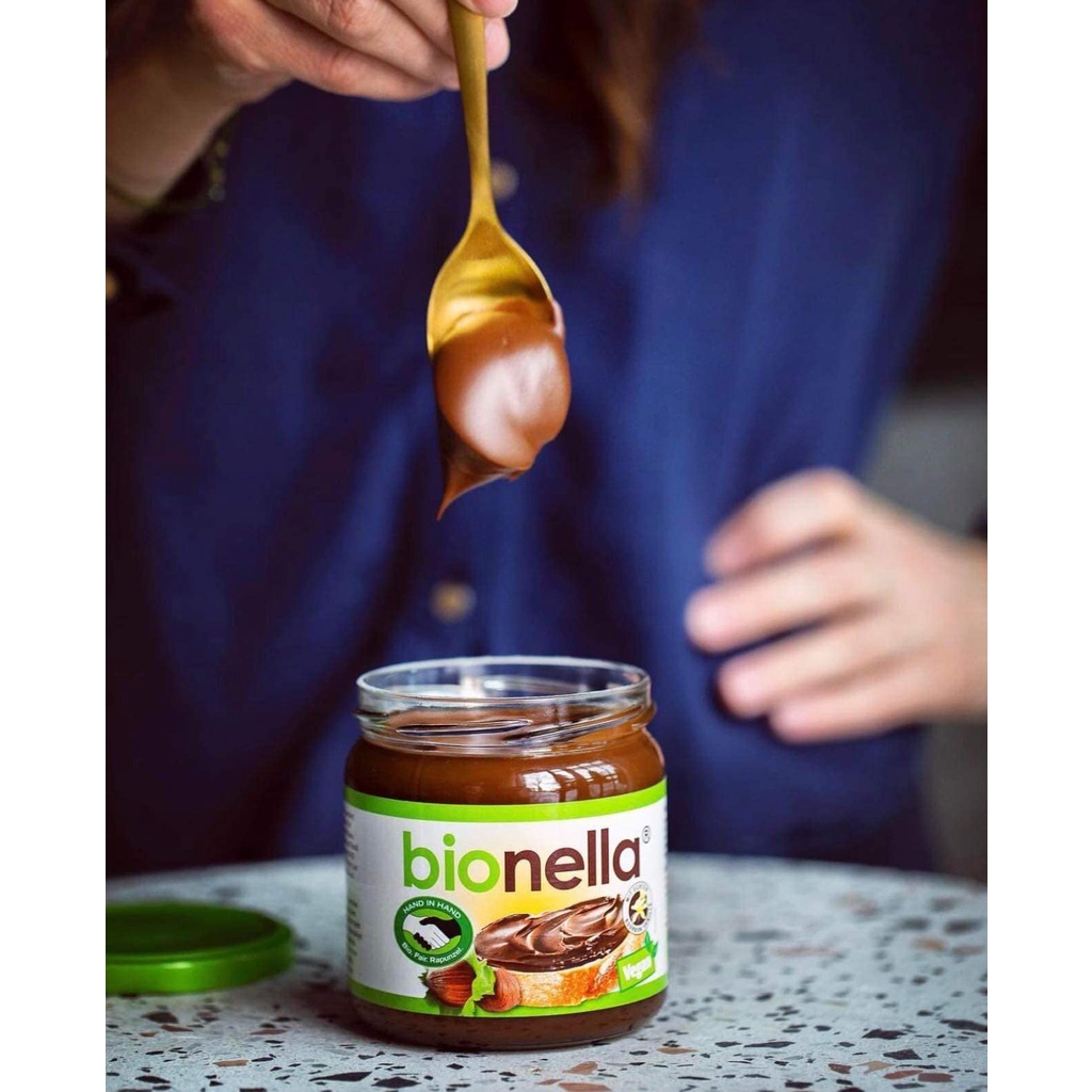 Kem bơ hạt phỉ cacao hữu cơ thuần chay Bionella - 400GR
