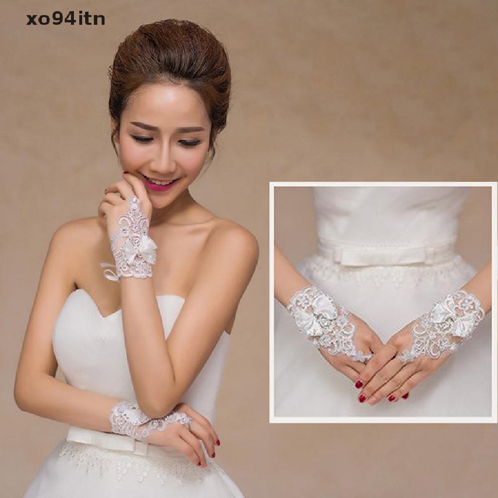 Găng Tay Ren Ngắn Hở Ngón Đính Đá Cho Cô Dâu