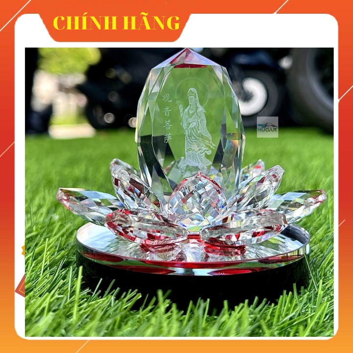 Tạo Không Gian Yên Tĩnh Trong Xe Hơi Với Tượng Phật Quan Âm Đài Sen Pha Lê